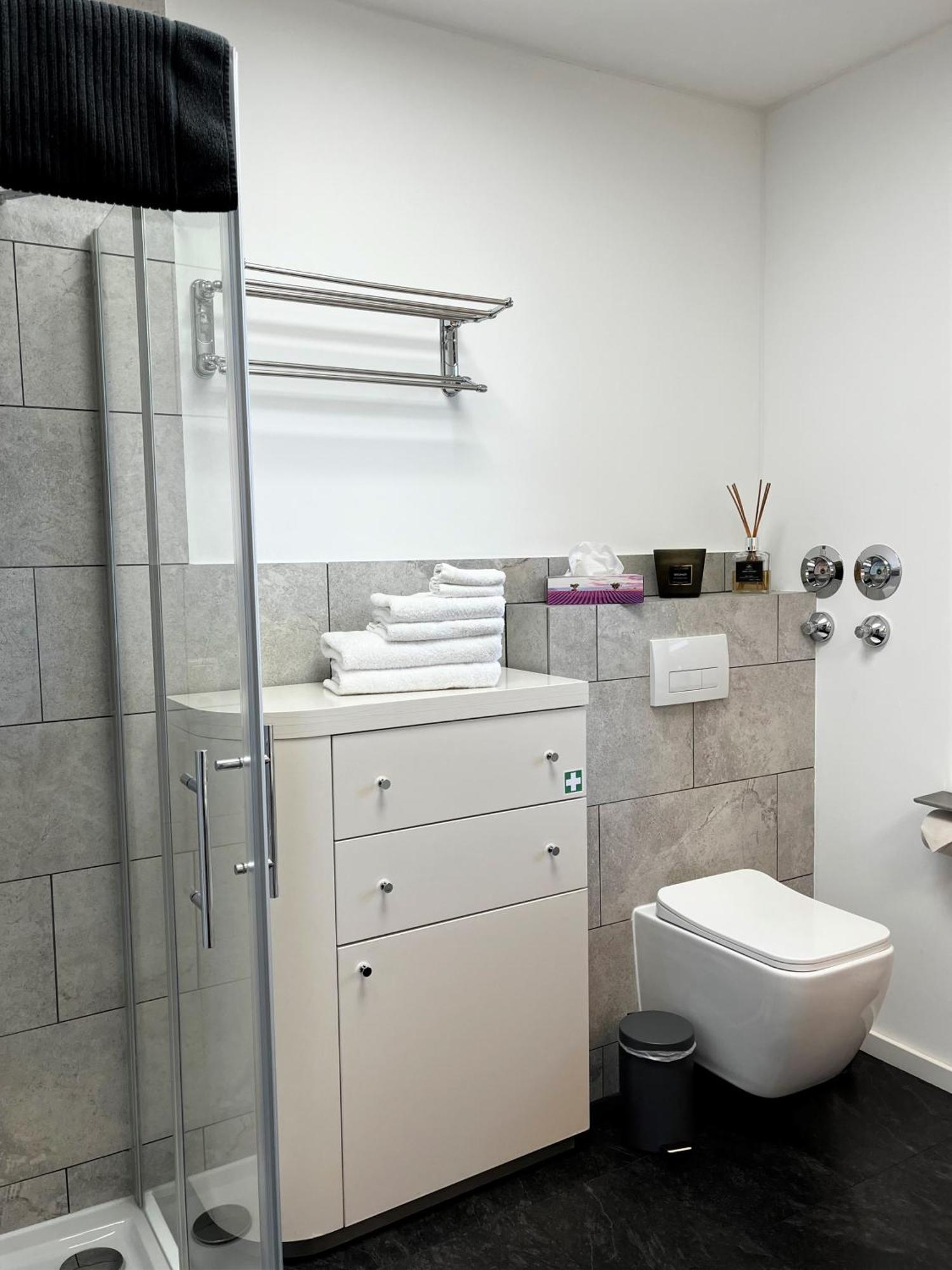 Apartment Wohlfuehlplatzl - Urgemuetlich & Ruhig Vogtareuth エクステリア 写真