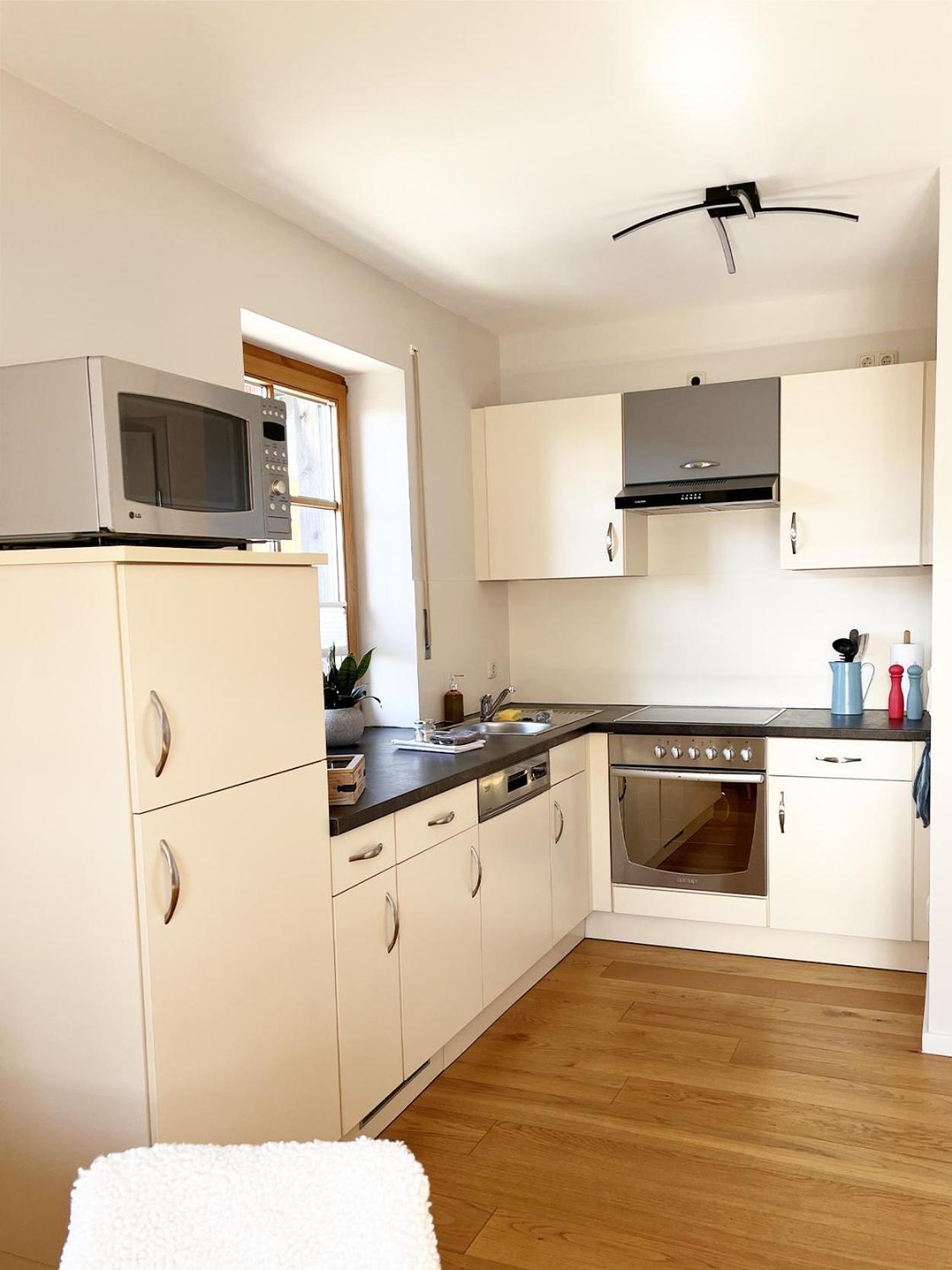 Apartment Wohlfuehlplatzl - Urgemuetlich & Ruhig Vogtareuth エクステリア 写真